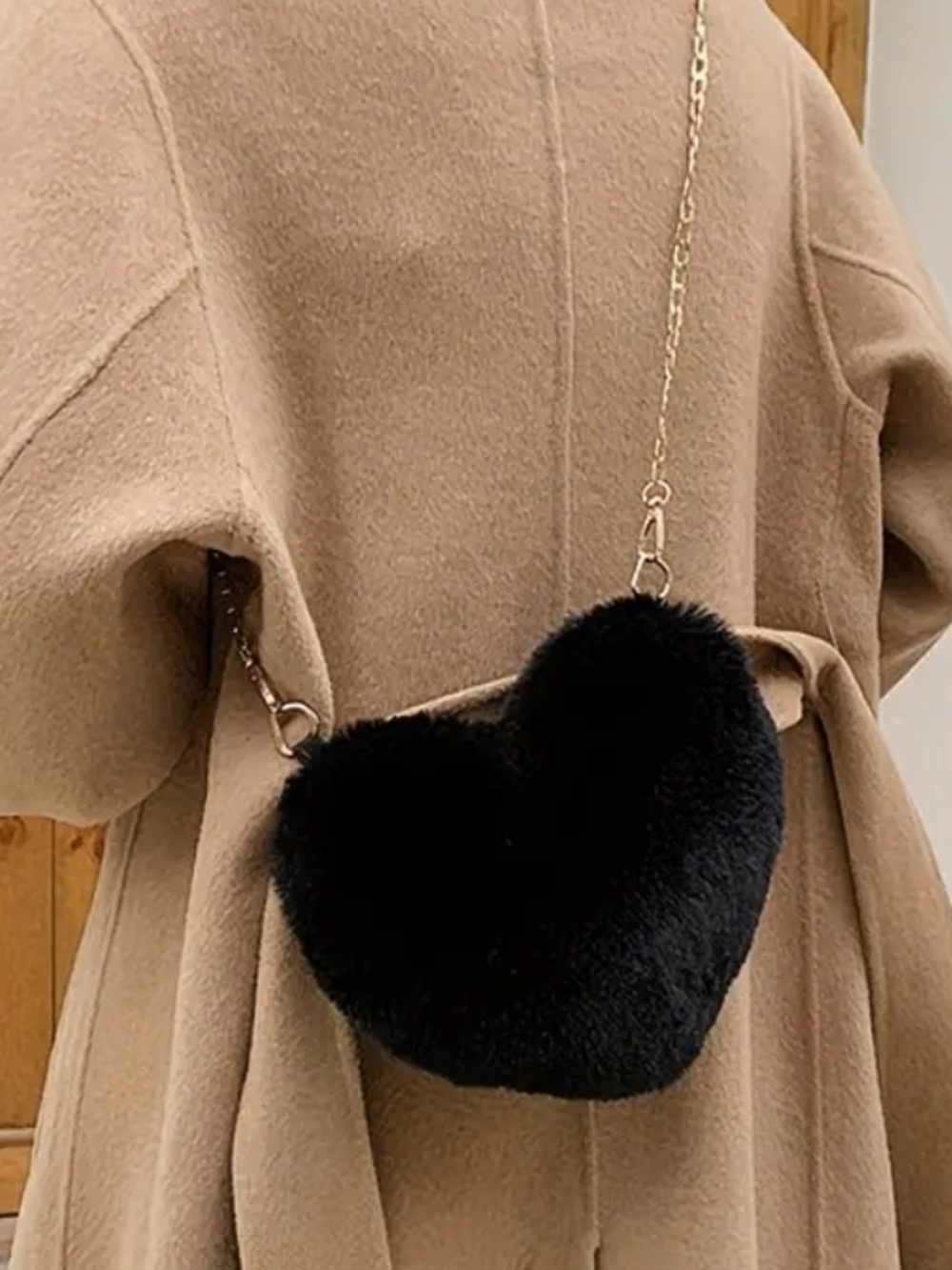 Heart Plush Crossbody Bag - Picture 5 of 8